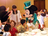 ディズニーランドホテルにて。パーティ開催の様子1